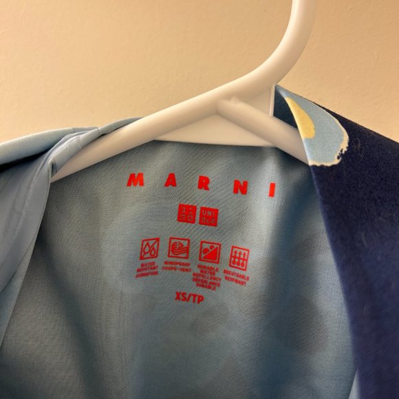 Uniqlo and Marni Blocktech Oversized Half Coat - Picture 2 of 4